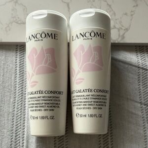 Lancome Lait Galatée Confort Cleanser - White with Pink Accents